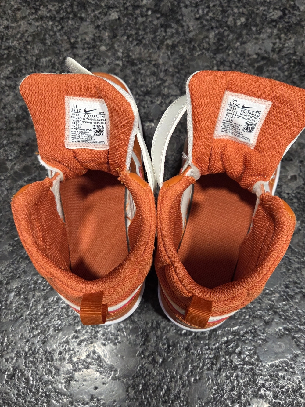 Nike Kids Court Borough Mid 2 Sneakers Size 13.5 - Picture 7 of 8
